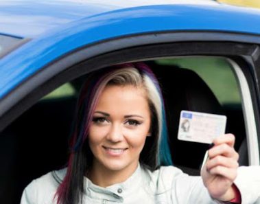 carnet_chica_coche