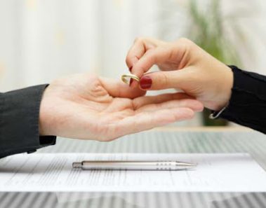 divorcio_amistoso_anillo1